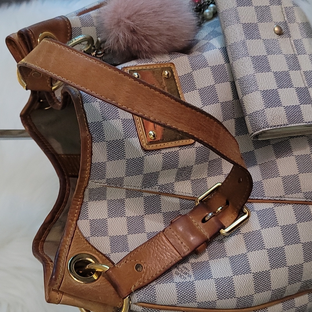⭐️Louis Vuitton Galliera PM & Sarah Wallet⭐️ - Picture 6 of 15